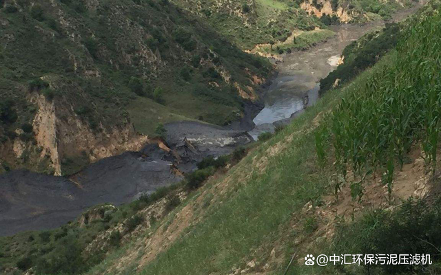 洗沙场泥浆压滤机在机制沙污水行业应用前景(图3) 洗沙场泥浆压滤机在机制沙污水行业应用前景(图3)
