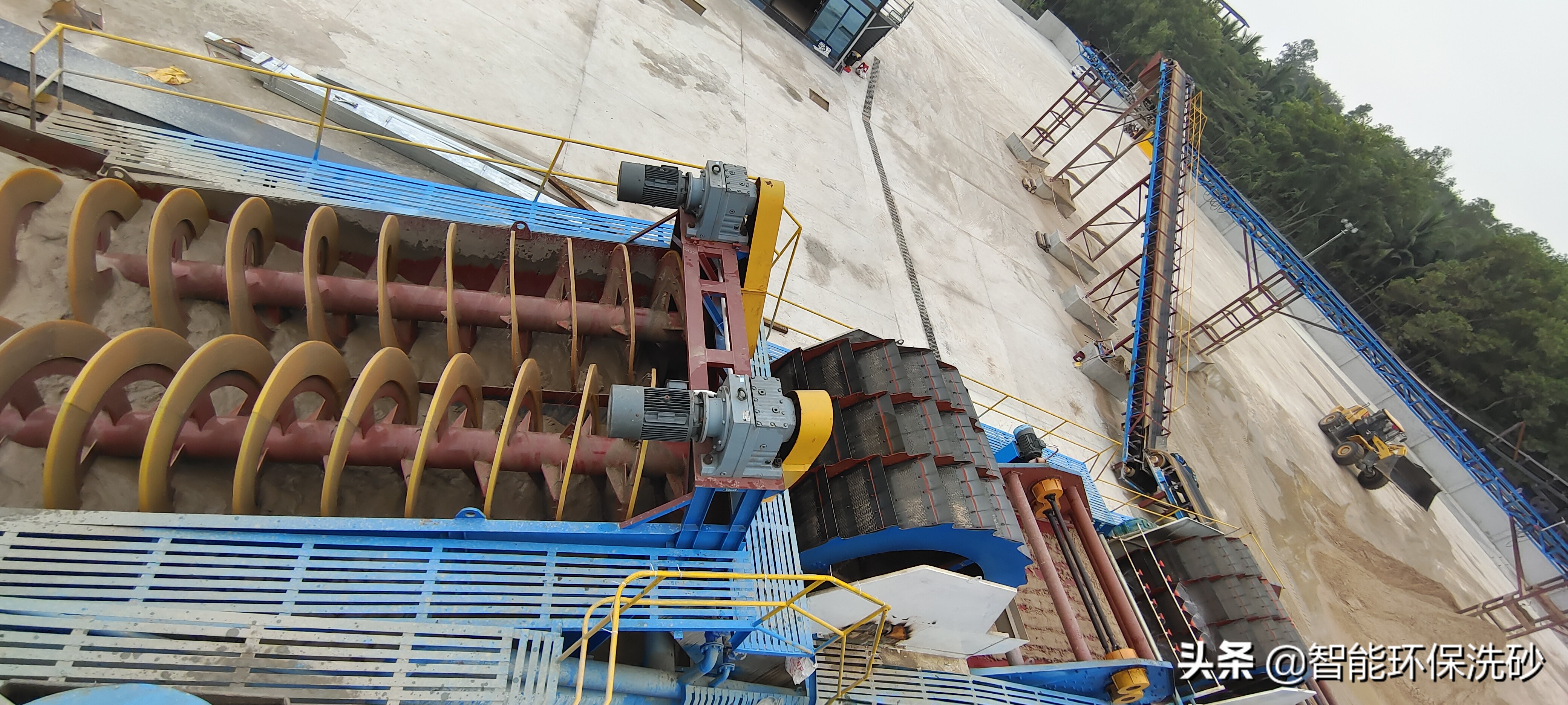 螺旋洗砂机详解(图2) 螺旋洗砂机详解(图2)