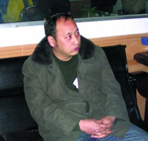 08年河南兄弟冒用军牌，偷逃通行费368万，村民：他一年才挣20万(图11)