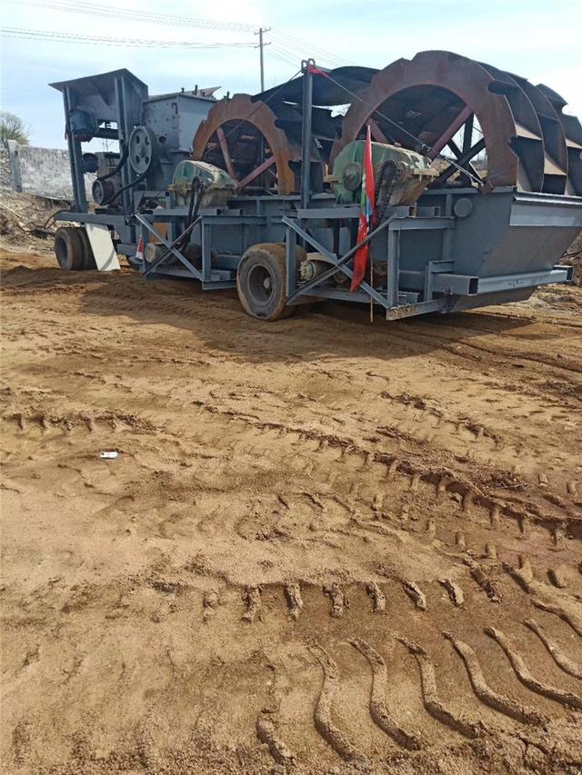 传统洗砂机设备安装现场图片(图8)