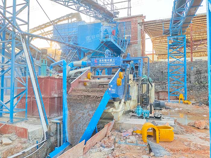 机制沙水洗机器一套多少钱?时产100吨洗砂现场方案(图3) 机制沙水洗机器一套多少钱?时产100吨洗砂现场方案(图3)