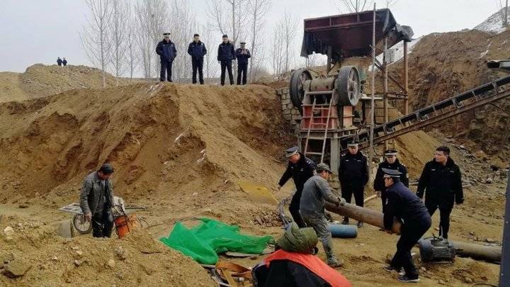 新泰政法委亮剑！牵头召集多部门联合严厉打击取缔8处洗砂场(图2)