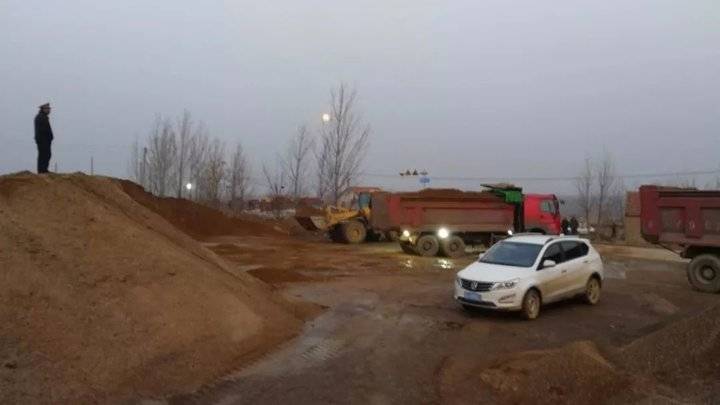 新泰政法委亮剑！牵头召集多部门联合严厉打击取缔8处洗砂场(图6)