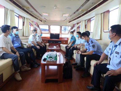 市河长办组织开展打击非法泡洗海砂山砂联合执法专项行动(图2)