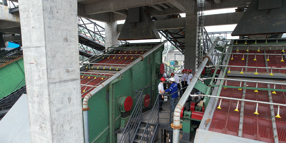 喜讯｜华西绿舍年产500万吨砂石骨料项目试机成功！(图4)