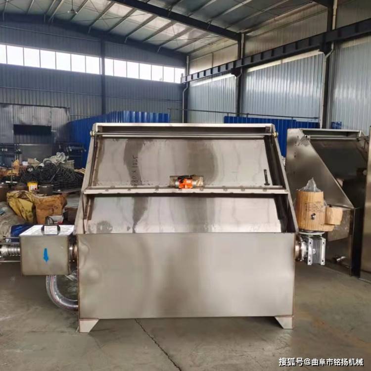 斜筛式牛粪干湿分离机鸭粪脱水机干湿粪便脱水设备(图4) 斜筛式牛粪干湿分离机鸭粪脱水机干湿粪便脱水设备(图4)