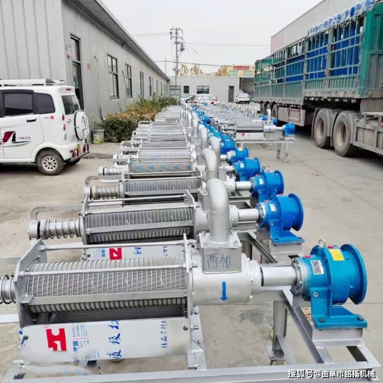 斜筛式牛粪干湿分离机鸭粪脱水机干湿粪便脱水设备(图5) 斜筛式牛粪干湿分离机鸭粪脱水机干湿粪便脱水设备(图5)