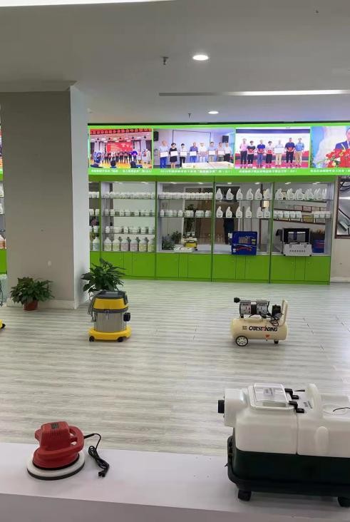 高登威多功能软装清洗机用实力与效果赢得客户肯定(图1)