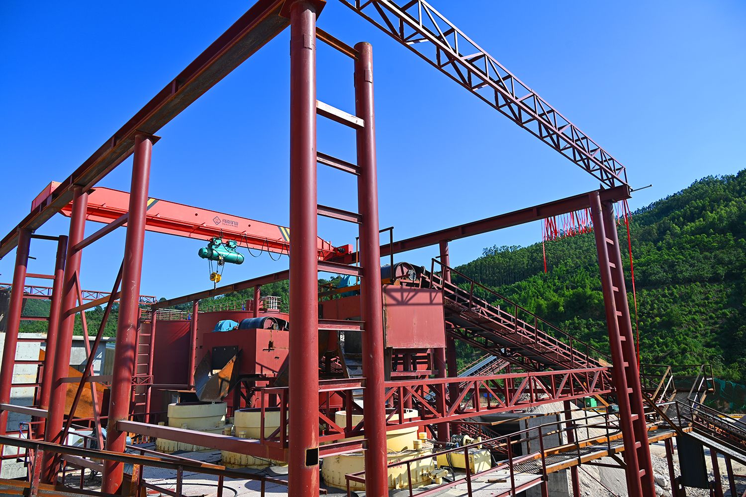 喜讯！又一条时产1000吨精品机制砂生产线顺利投产(图7)