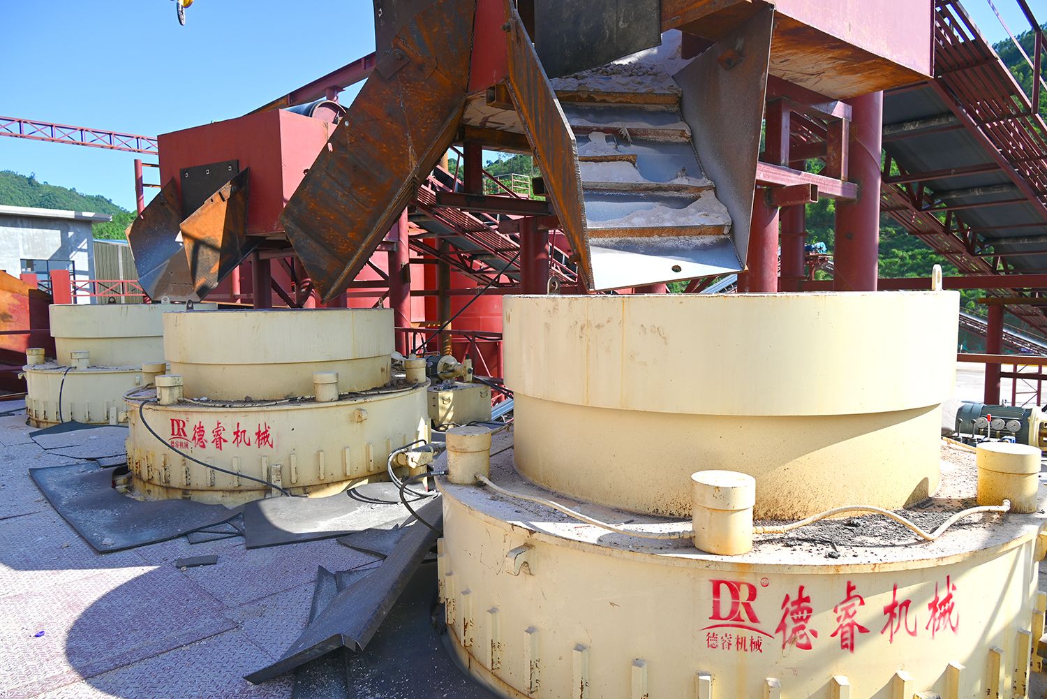 喜讯！又一条时产1000吨精品机制砂生产线顺利投产(图10)