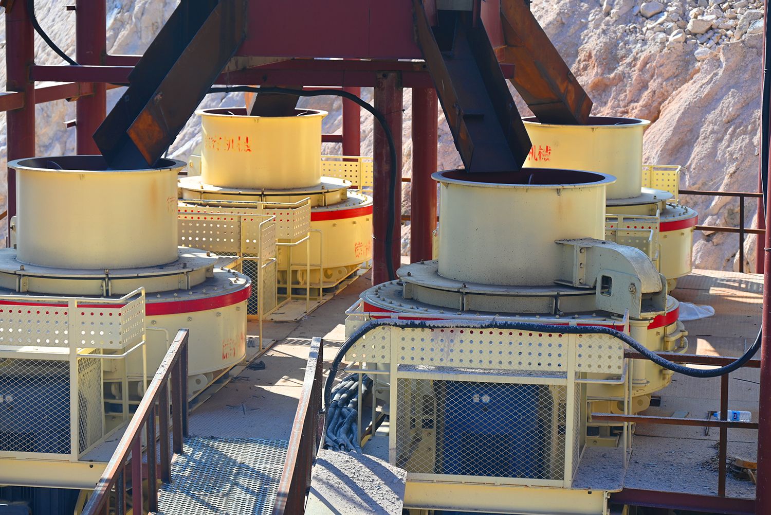 喜讯！又一条时产1000吨精品机制砂生产线顺利投产(图8)