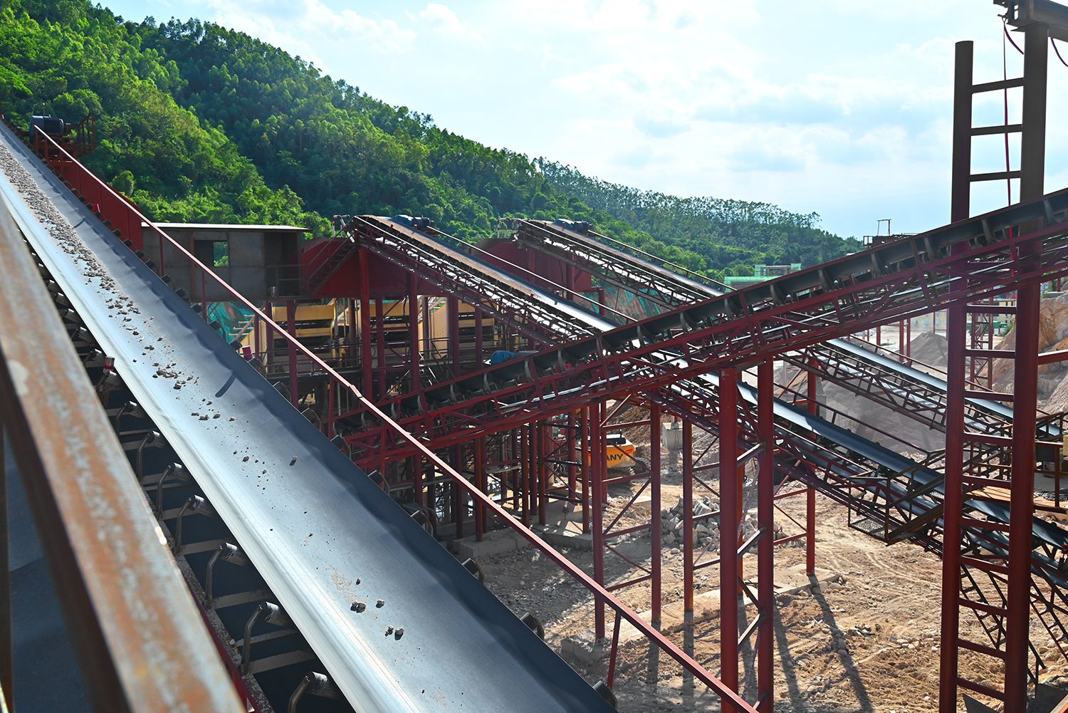 喜讯！又一条时产1000吨精品机制砂生产线顺利投产(图11)