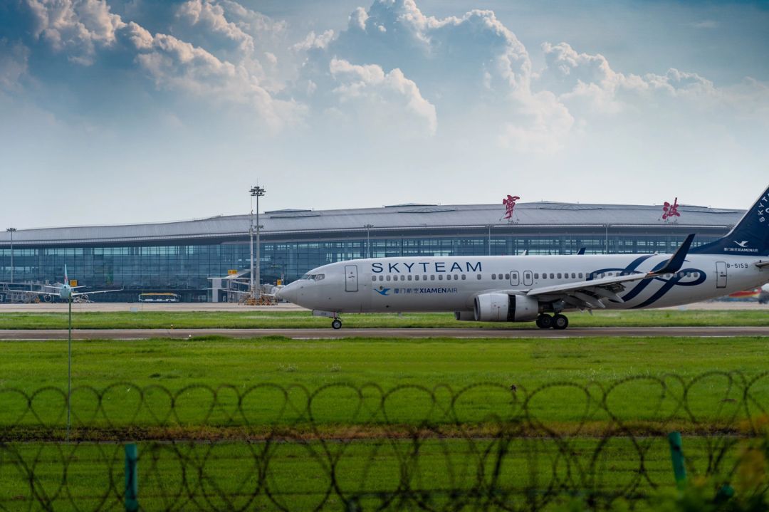 宁波机场停车费一天多少钱，宁波栎社机场停车场怎么收费(图1)