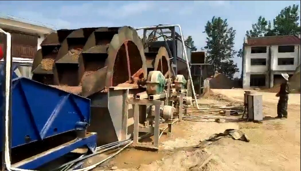 赣东矿机新型黄泥洗沙现场设备全自动环保小型6米螺旋式洗砂视频(图3)