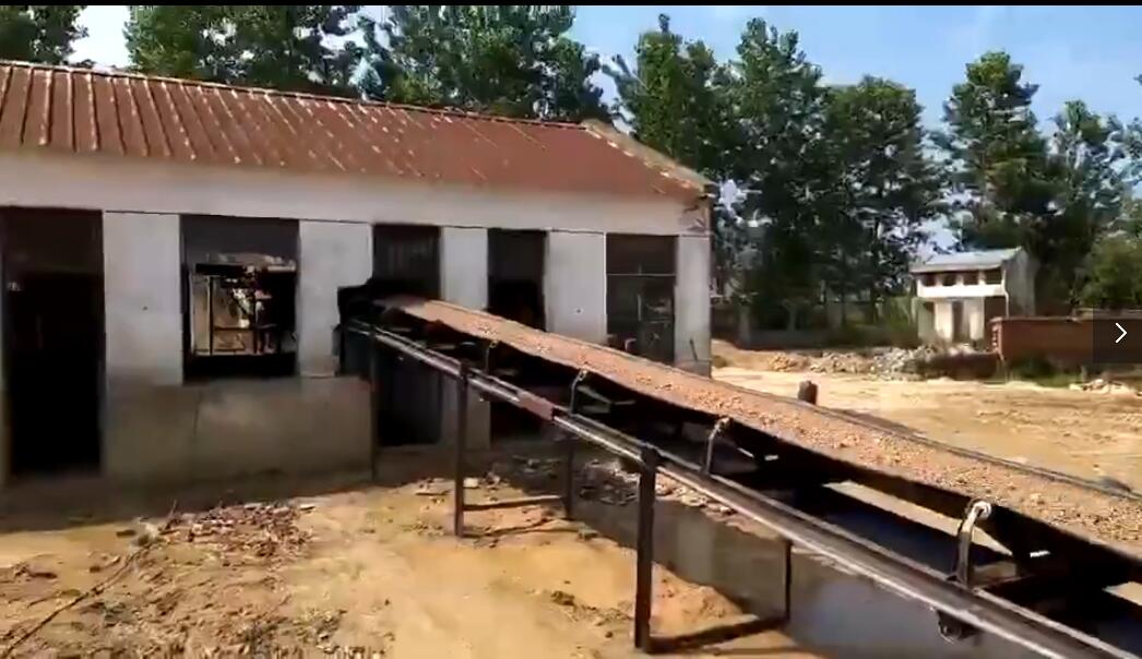 赣东矿机新型黄泥洗沙现场设备全自动环保小型6米螺旋式洗砂视频(图4)