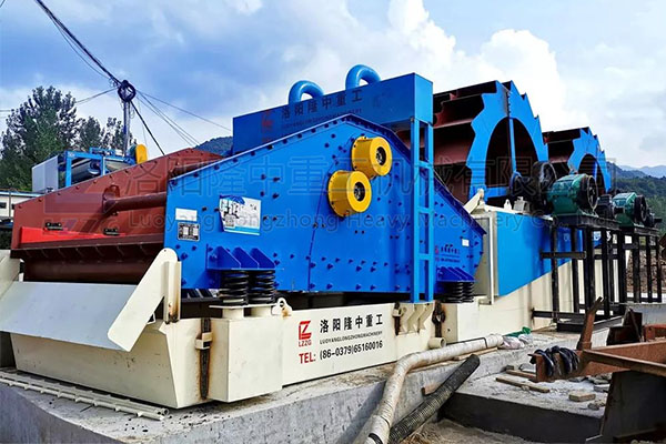 砂子从湿料变成干料，砂石脱水筛是怎么做到的(图3)