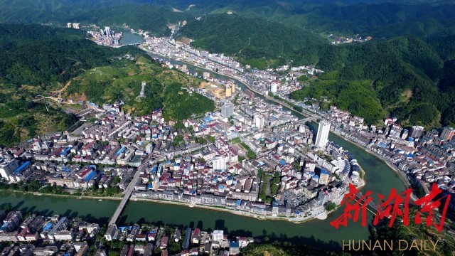 绥宁：奋进七十载绿洲展华彩(图1)