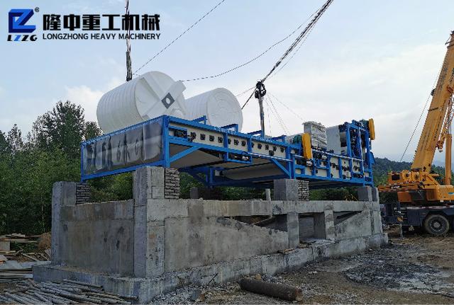 对泥沙过滤，选择哪种压滤机设备比较好？(图1)