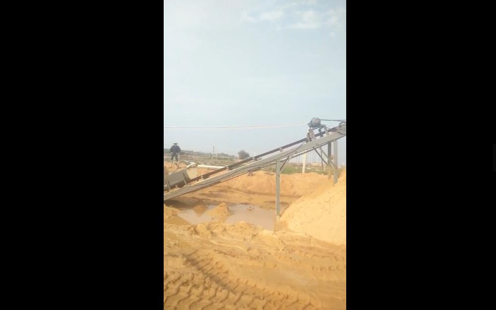 江西赣东矿机轮斗式洗砂机视频全自动小型洗砂机大型滚筒筛视频(图1)