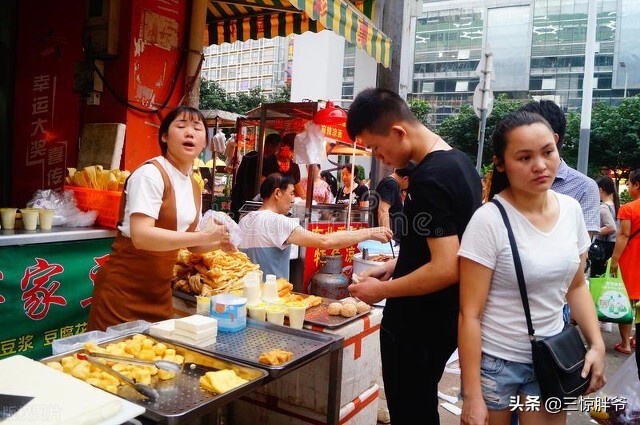 深圳往事：工厂堪称女儿国，男孩只要胆子大，身边桃花朵朵开(图8)