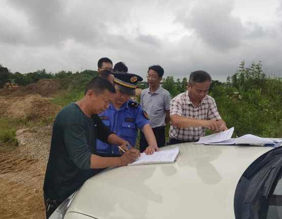 南昌县塘南镇开展砂场专项清理整治行动(图2)