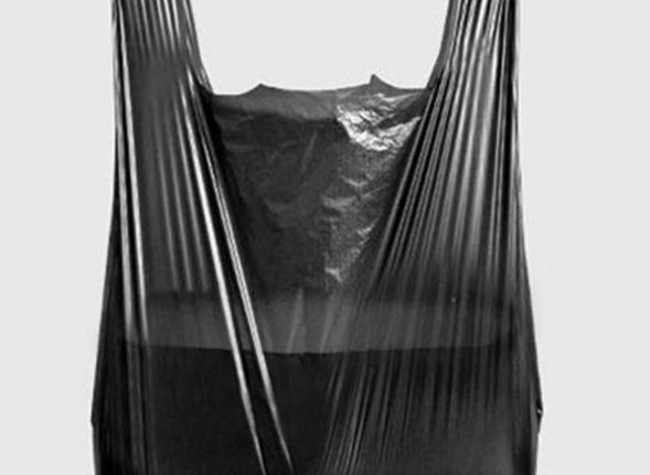 为啥买菜用透明袋子,买鱼却用黑色袋子,你知道这里面的小心机吗(图3) 为啥买菜用透明袋子,买鱼却用黑色袋子,你知道这里面的小心机吗(图3)