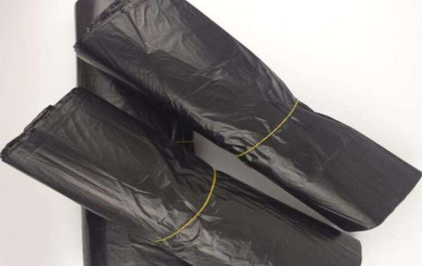 为啥买菜用透明袋子,买鱼却用黑色袋子,你知道这里面的小心机吗(图4) 为啥买菜用透明袋子,买鱼却用黑色袋子,你知道这里面的小心机吗(图4)