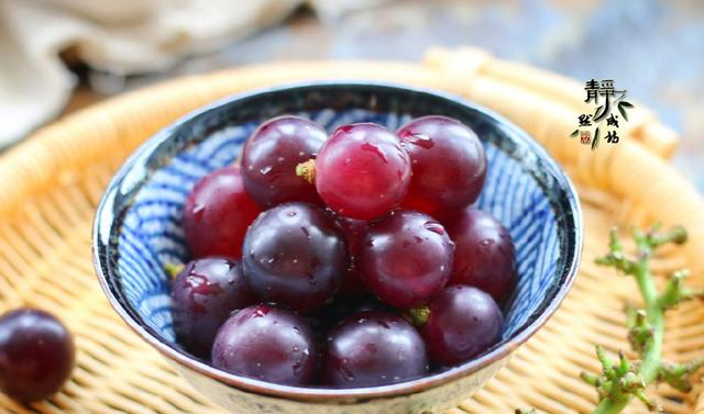 这才是葡萄的正确洗法，简单三步，连皮都可以放心吃(图3)
