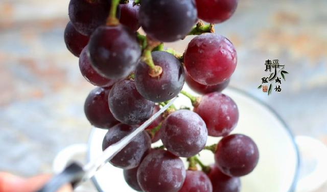 这才是葡萄的正确洗法，简单三步，连皮都可以放心吃(图4)