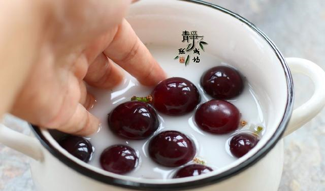 这才是葡萄的正确洗法，简单三步，连皮都可以放心吃(图6)