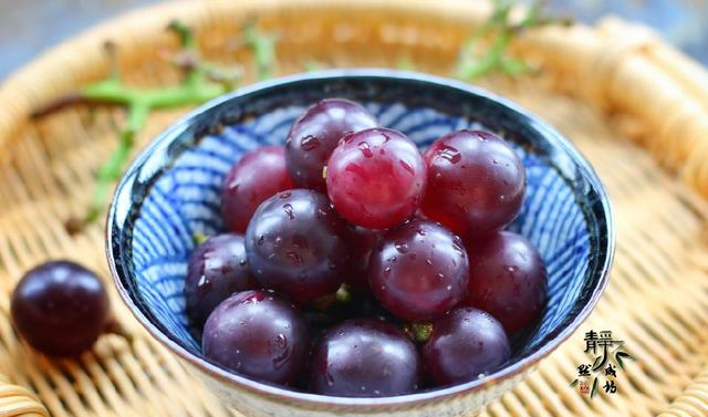 这才是葡萄的正确洗法，简单三步，连皮都可以放心吃(图8)