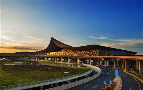 长水机场附近停车场哪个便宜，昆明长水机场停车一天多少钱(图2)