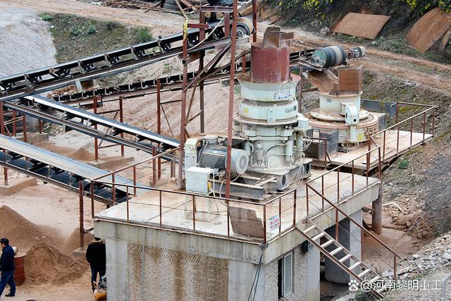 常见的花岗岩破碎机有哪些，花岗岩碎石机产量？(图2)