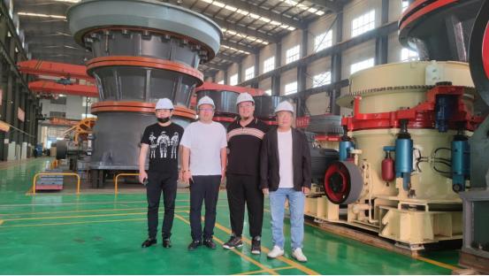 风采｜大型智能装备创新，引领砂石矿山生产节能降耗减排！(图4)