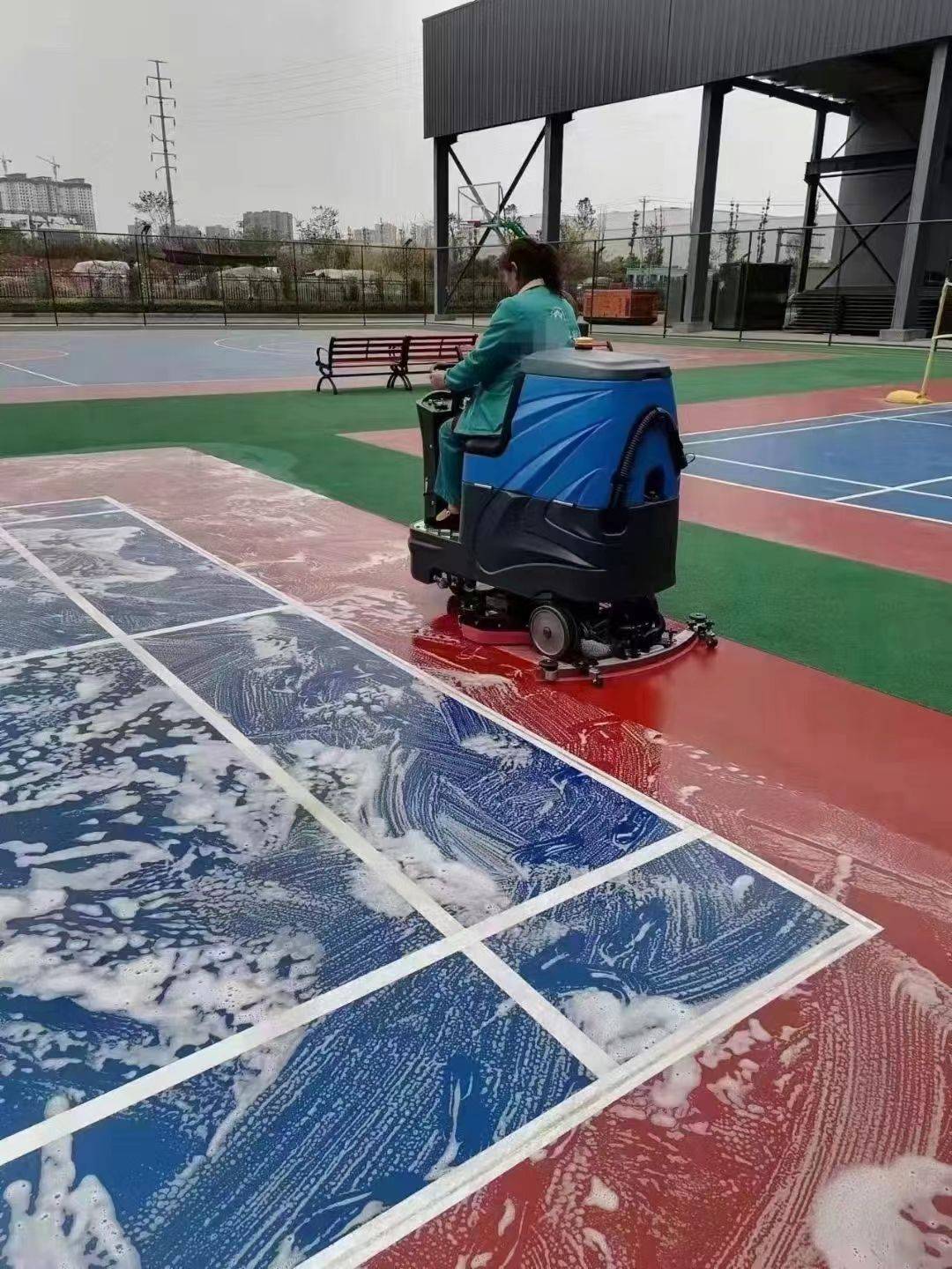 地面清洗机价格有多少呢？适用于哪些场所呢？(图1)