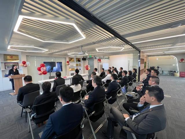 凯利集成旗下凯华环保与华宝矿机洗砂线设备订购签约圆满结束(图4)