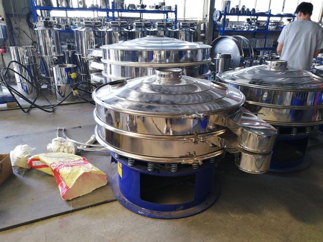 草酸粉料颗粒料半成品料除杂分级分目振动筛(图3)