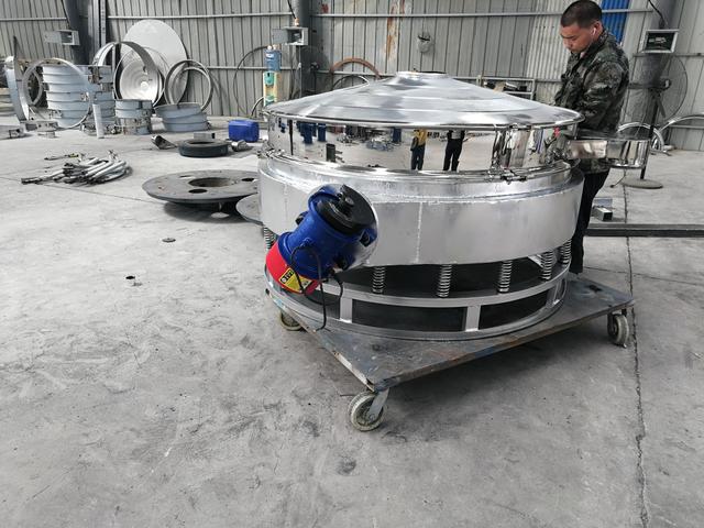 草酸粉料颗粒料半成品料除杂分级分目振动筛(图4)