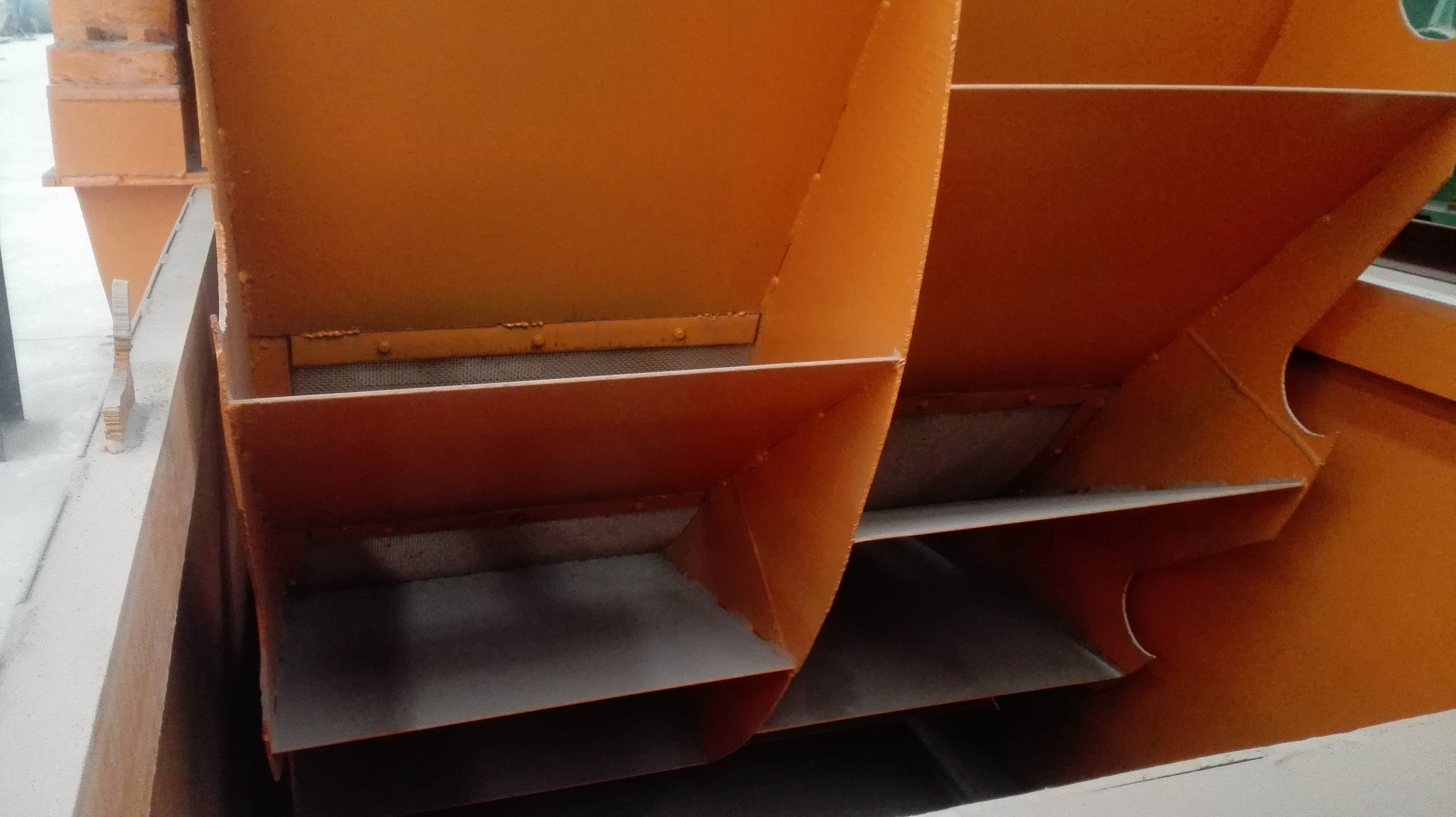 轮斗洗砂机中的叶轮是用来做什么的？(图2)