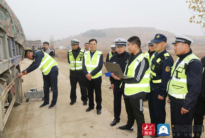 关口前移新泰市开展整治超载超限大货车及重污染车辆专项行动(图4)