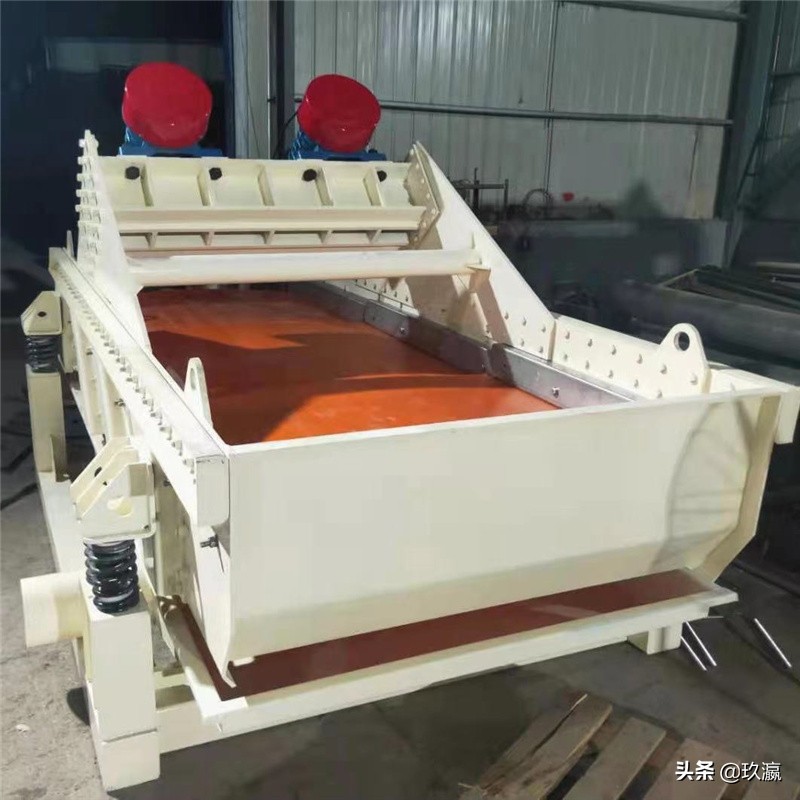 精煤脱水筛尾煤回收机直线筛(图3)