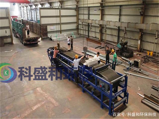 工业泥浆应该如何处理?能耗低的污泥脱水机(图2) 工业泥浆应该如何处理?能耗低的污泥脱水机(图2)
