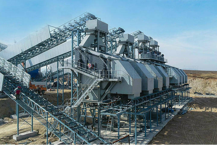 花岗岩破碎加工需要哪些破碎设备(图1) 花岗岩破碎加工需要哪些破碎设备(图1)