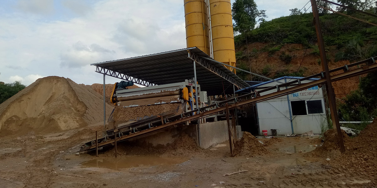 广东河源紫金洗山砂泥浆脱水设备运行效果(图2)