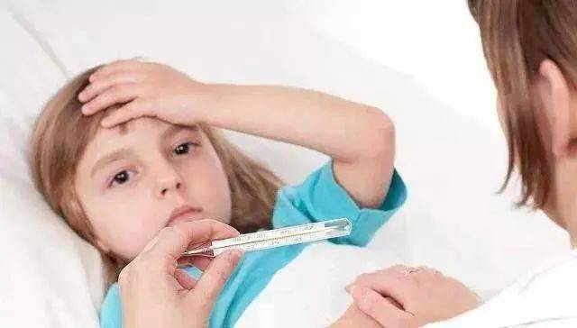 爱登多功能三合一风扇！无需插电使用，随心折叠不占地！(图1)