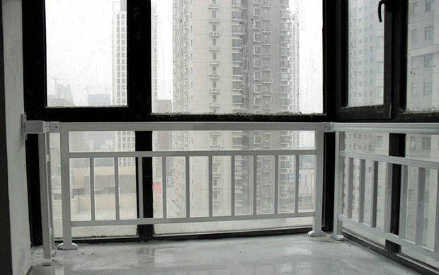 护窗锌钢栏杆批发价格多少(图1)