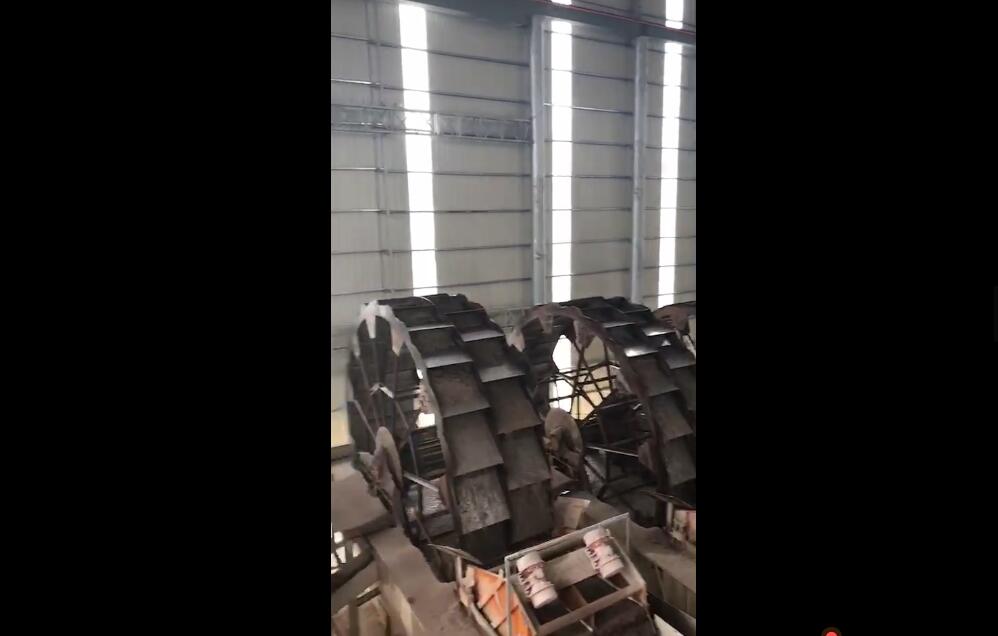 江西石城赣东矿机环保水洗沙机械设备视频轮斗式洗砂机生产视频(图6)
