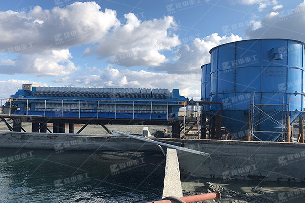 板框自动压滤机闭合压紧故障分析与解决方案(图1) 板框自动压滤机闭合压紧故障分析与解决方案(图1)