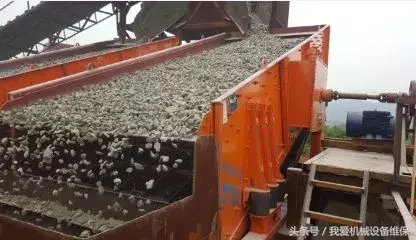 影响振动筛筛分效率的3个决定性因素,对症下药,提高效率(图1) 影响振动筛筛分效率的3个决定性因素,对症下药,提高效率(图1)