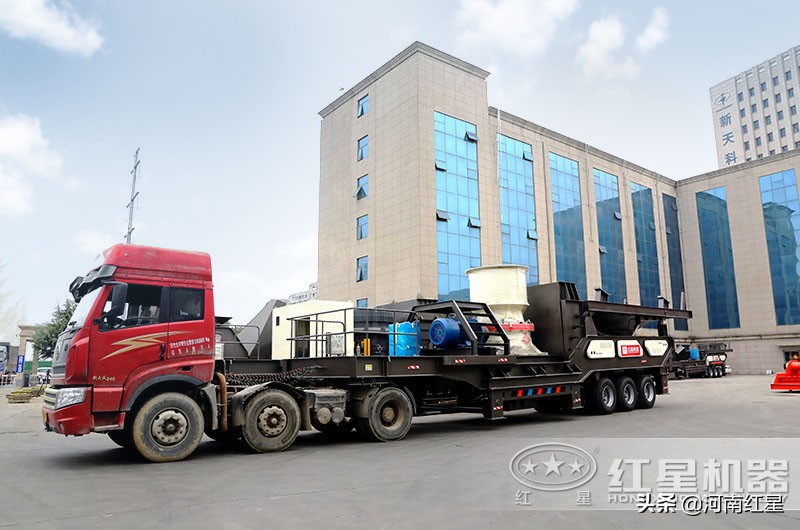 油电两用移动式碎石机，环保节能——用实力抢占市场！(图1)